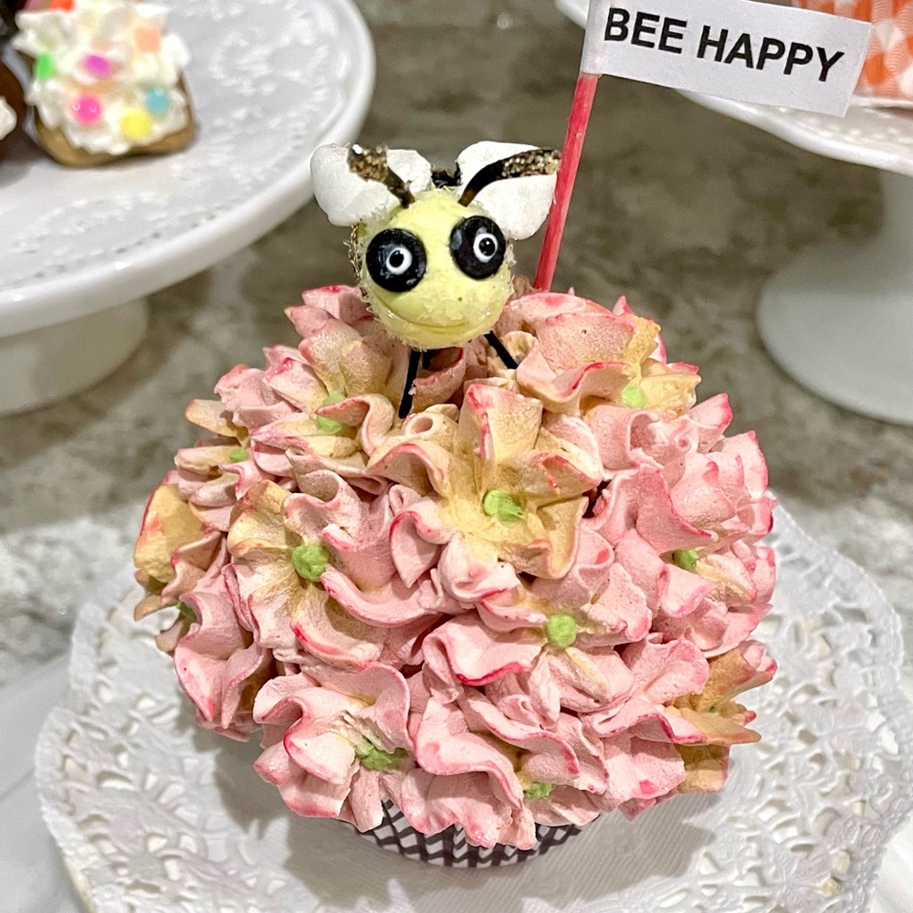 Faux Display Hydrangea Cupcake